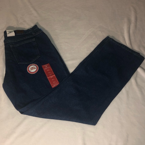 Lee Denim - NWT! Women’s Lee Riders!